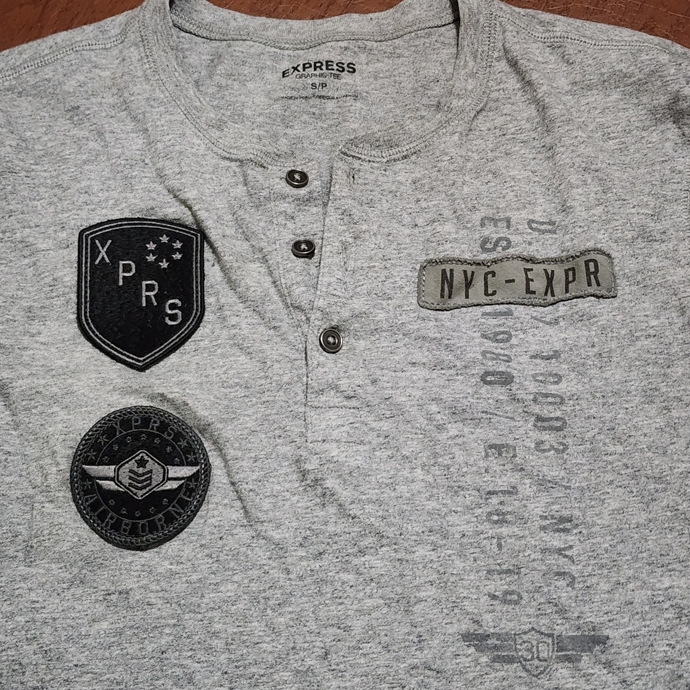Express Gray Graphic Tee - Picture 2 of 8
